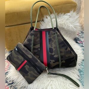 Haute Shore Neoprene Greyson Green Camo Tote w/Matching Pouch